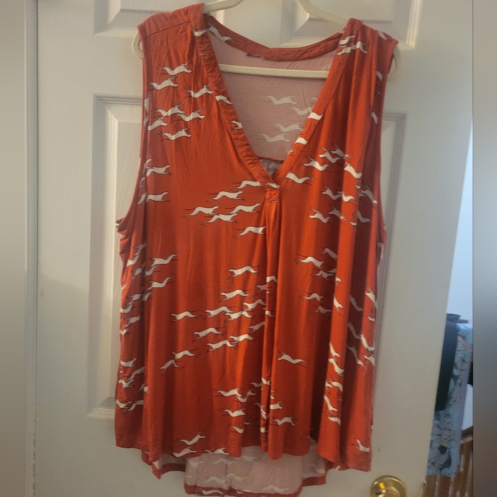 Sleeveless muted orange tunic with greyhound print Bin A